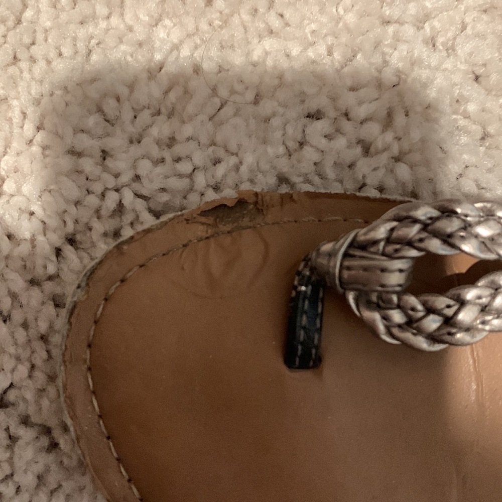 Sandals - Picture 3 of 4